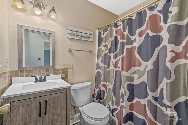 22660 Wing Lane, Robertsdale, AL 36567