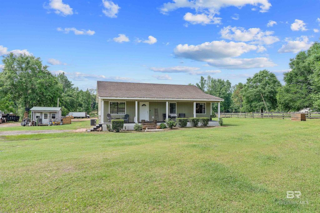 22660 Wing Lane, Robertsdale, AL 36567