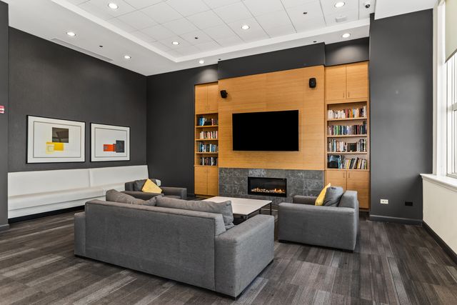 1901 S CALUMET Avenue 2712, Chicago, IL 60616