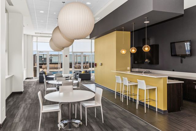 1901 S CALUMET Avenue 2712, Chicago, IL 60616