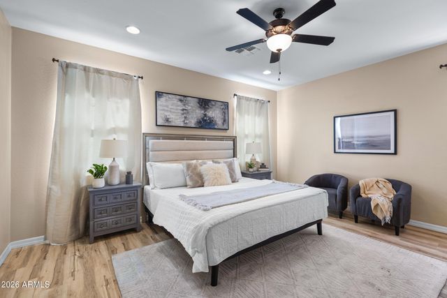 2327 E HARWELL Road, Phoenix, AZ 85042