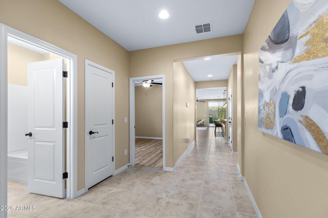 2327 E HARWELL Road, Phoenix, AZ 85042