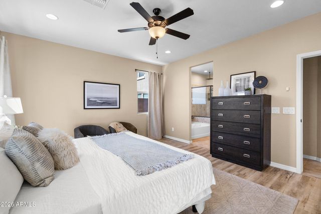 2327 E HARWELL Road, Phoenix, AZ 85042