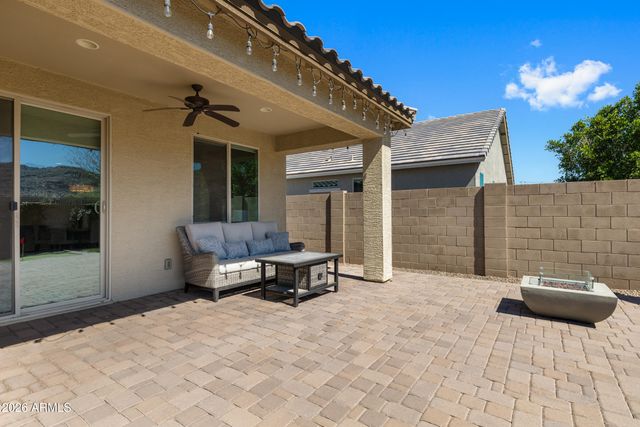 2327 E HARWELL Road, Phoenix, AZ 85042