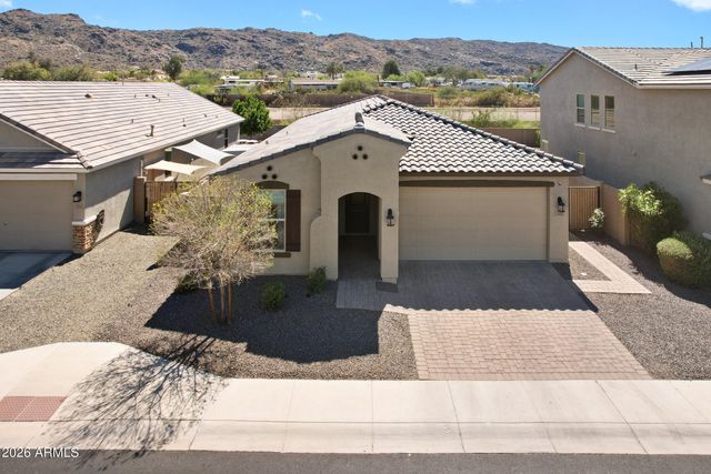 2327 E HARWELL Road, Phoenix, AZ 85042