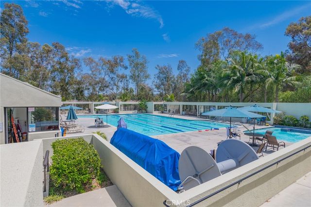 3062 S Via Serena S D, Laguna Woods, CA 92637