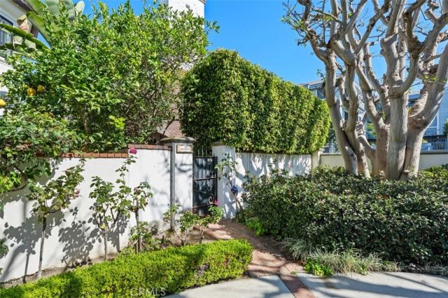 137 Northstar Mall, Marina Del Rey, CA 90292