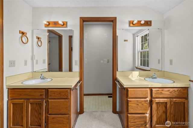 3118 31st Court SE, Olympia, WA 98501