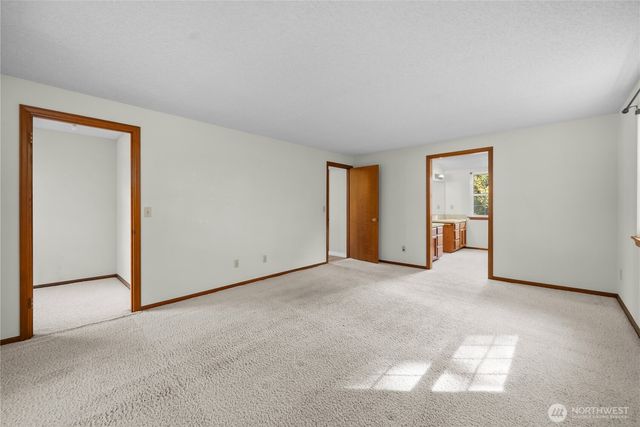 3118 31st Court SE, Olympia, WA 98501