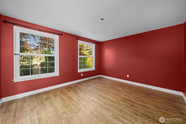 3118 31st Court SE, Olympia, WA 98501