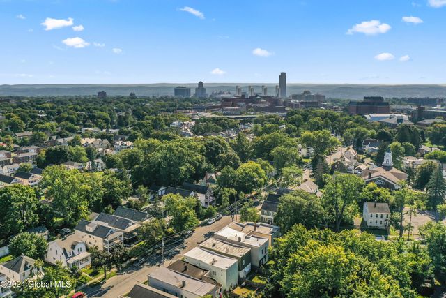 88 Woodlawn Avenue, Albany, NY 12208
