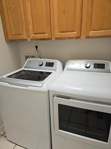 8415 Calle Soquelle NE, Albuquerque, NM 87113