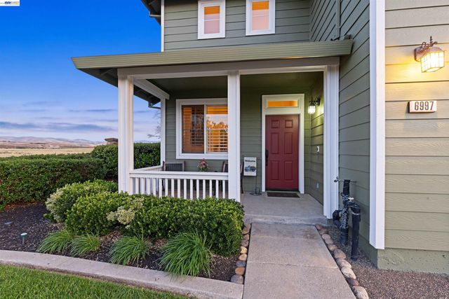 6997 Blue Grass Ct, Livermore, CA 94551