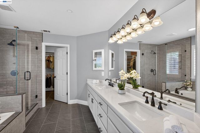 6997 Blue Grass Ct, Livermore, CA 94551