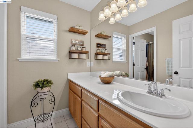 6997 Blue Grass Ct, Livermore, CA 94551