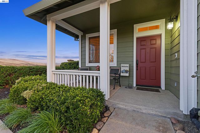 6997 Blue Grass Ct, Livermore, CA 94551