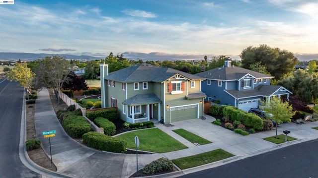 6997 Blue Grass Ct, Livermore, CA 94551