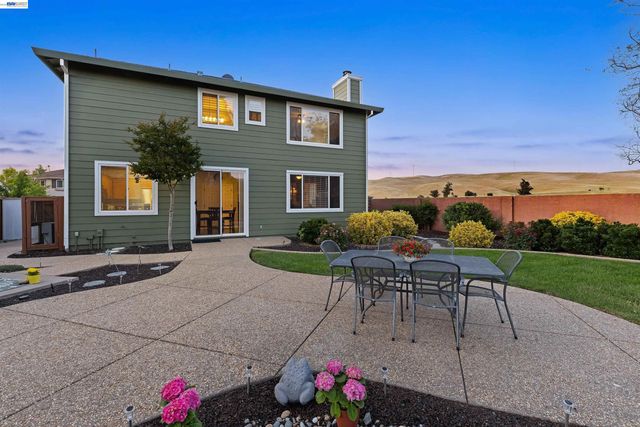 6997 Blue Grass Ct, Livermore, CA 94551