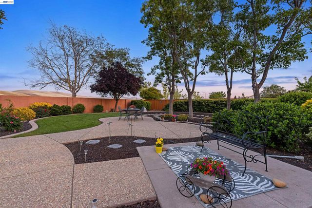 6997 Blue Grass Ct, Livermore, CA 94551