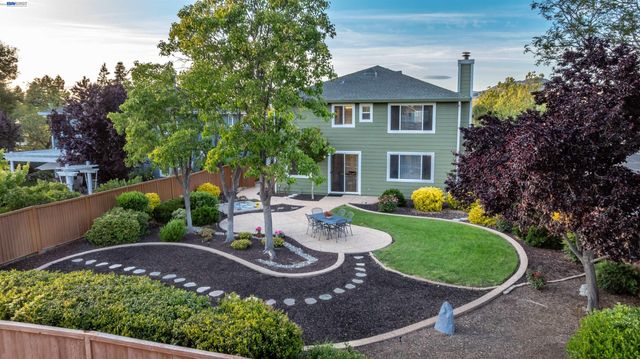 6997 Blue Grass Ct, Livermore, CA 94551
