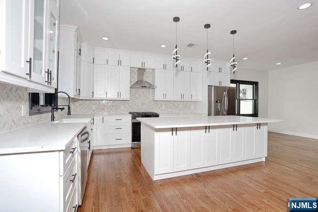 21 E Clinton Avenue, Bergenfield, NJ 07621