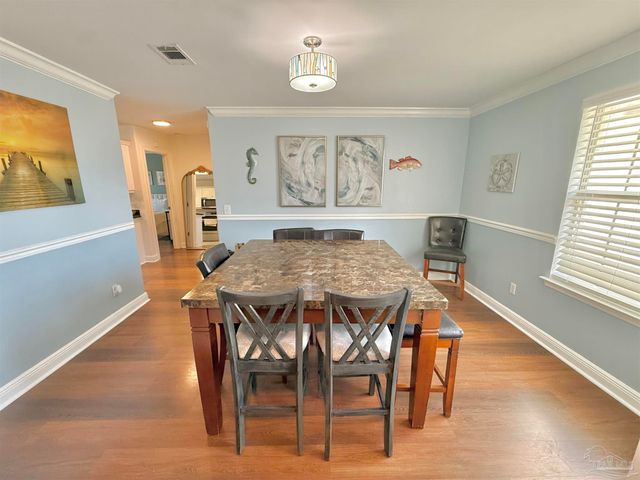 3101 Lost Creek Dr, Cantonment, FL 32533