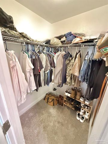 3101 Lost Creek Dr, Cantonment, FL 32533