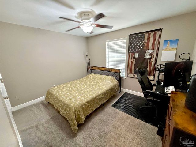 3101 Lost Creek Dr, Cantonment, FL 32533