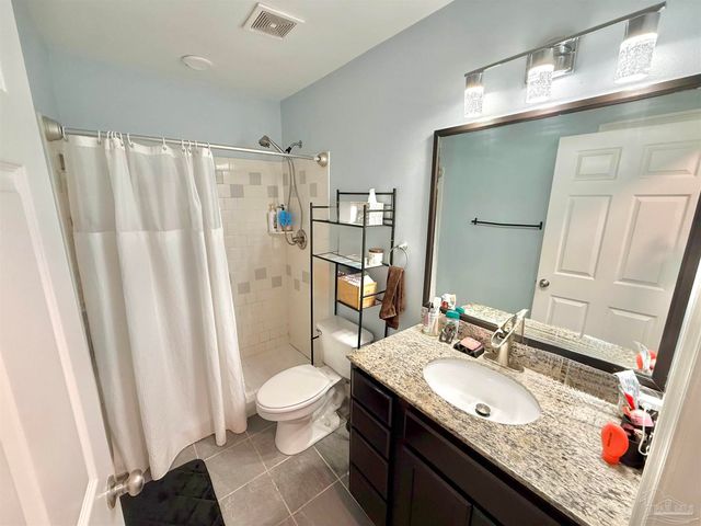 3101 Lost Creek Dr, Cantonment, FL 32533