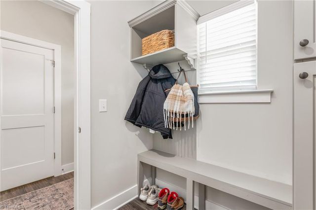 935 Cannon Crossing Circle, Greensboro, NC 27410