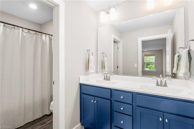 935 Cannon Crossing Circle, Greensboro, NC 27410