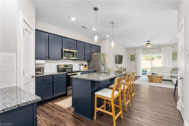 935 Cannon Crossing Circle, Greensboro, NC 27410