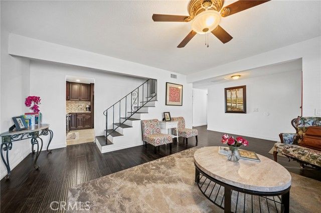 233 N Basilio, San Dimas, CA 91773