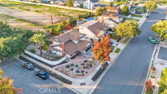 233 N Basilio, San Dimas, CA 91773