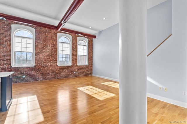 200 School House Road 4E, Peekskill, NY 10566