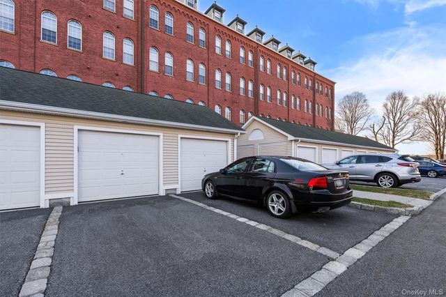 200 School House Road 4E, Peekskill, NY 10566