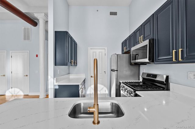 200 School House Road 4E, Peekskill, NY 10566