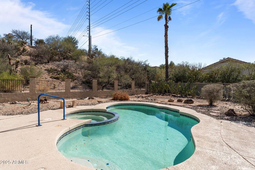 Image 25 of property listing at 785 Santa Fe Drive, Wickenburg, AZ 85390