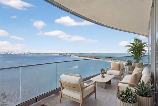 175 SE 25th Rd 1404, Miami, FL 33129