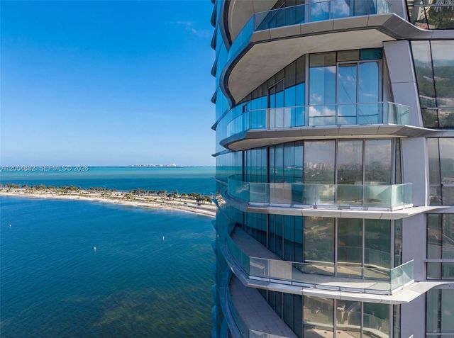 175 SE 25th Rd 1404, Miami, FL 33129