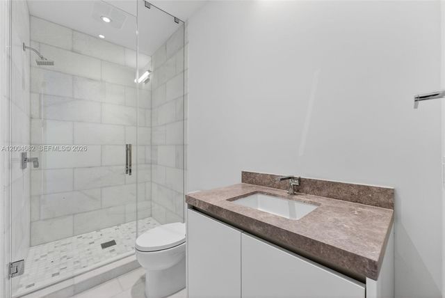 175 SE 25th Rd 1404, Miami, FL 33129