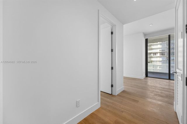 175 SE 25th Rd 1404, Miami, FL 33129