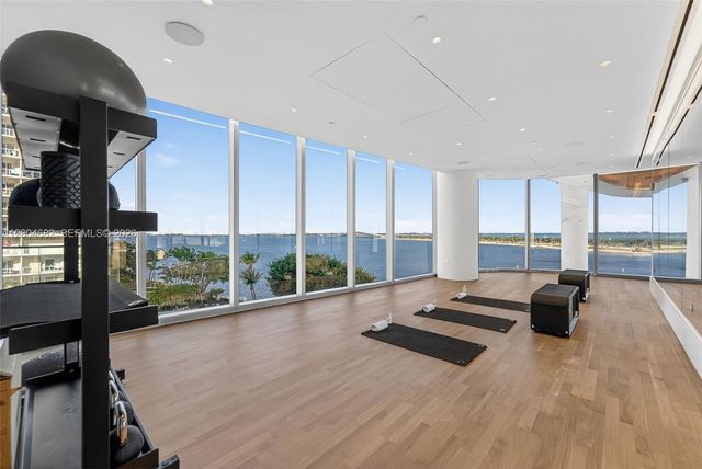 175 SE 25th Rd 1404, Miami, FL 33129