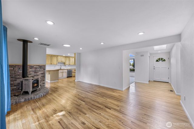 4010 Moody Place, Mount Vernon, WA 98274