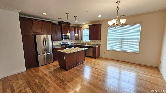 105 Canter Court, Goshen, NY 10924