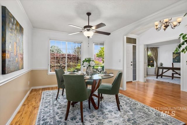 9511 W Hills Gate Dr, Star, ID 83669