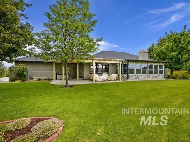 9511 W Hills Gate Dr, Star, ID 83669