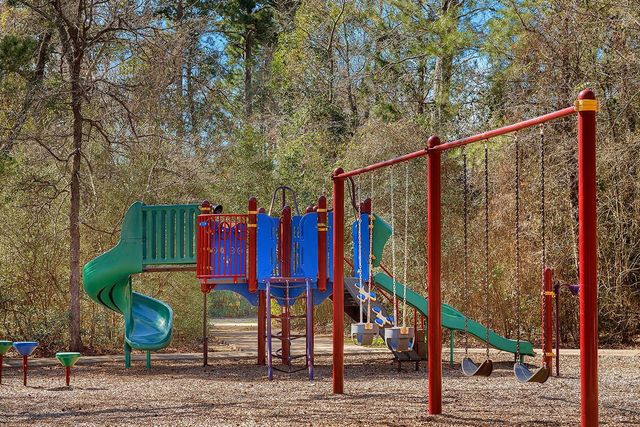 50 E Pipers Green, The Woodlands, TX 77382