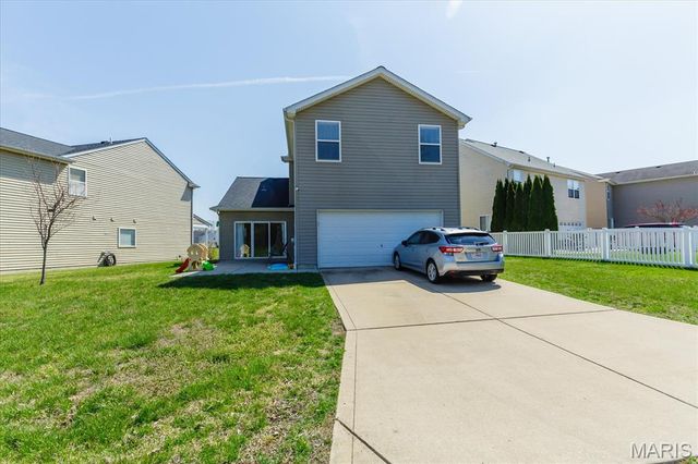 1031 Glengarry Drive, Wentzville, MO 63385