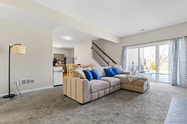 1031 Glengarry Drive, Wentzville, MO 63385